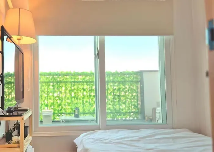 2 Minutes Walk From Sangsu Station Private Terrace & Night View Recommended For Long-term * 서울특별시